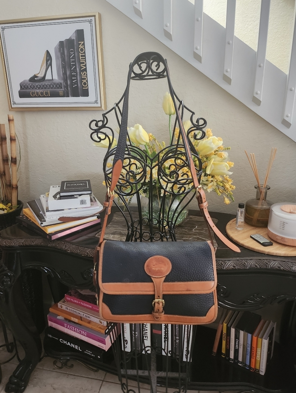 Dooney & Bourke leather shoulder bag